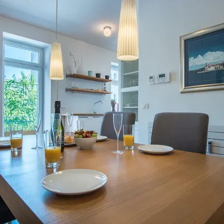 Luxury Central * Lubiana